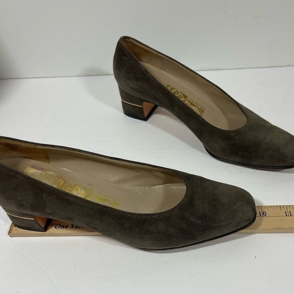 Salvatore Ferragamo Brown Suede Pump Women's Block Heel 6.5 - Picture 8 of 12